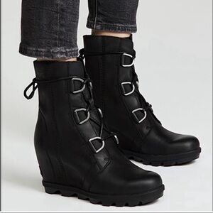 Sorel Joan of Arctic Waterproof leather Wedge II boot, size 8, BRAND NEW IN BOX